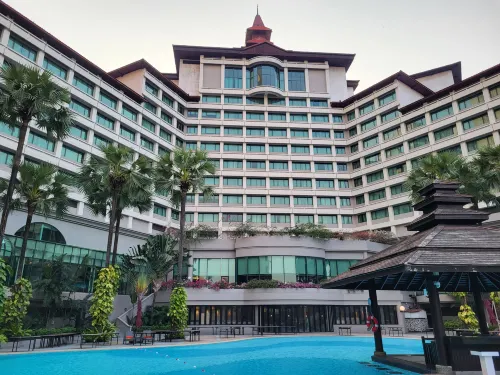 Sedona Hotel Yangon Esterni Photos