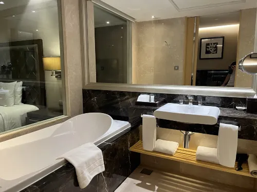 Radisson Blu Plaza Bangkok Rooms Photos