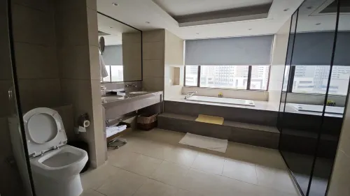 Zhongshan International Hotel Rooms Photos