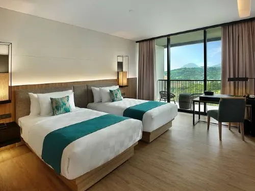 Royal Tulip Golf Resort Gunung Geulis Zimmer Photos