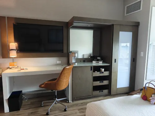 Cambria Hotel New Haven University Area Kamar Photos
