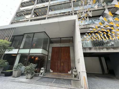 Luxx XL Langsuan Hotel Bangkok Extérieur Photos