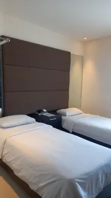 The One Hotel Makassar Kamar Photos