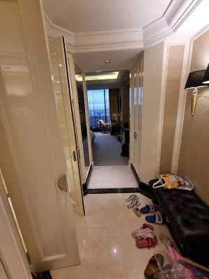 The Trans Luxury Hotel Bandung Rooms Photos