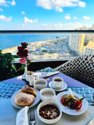 Romance Alexandria Hotel Restauration Photos