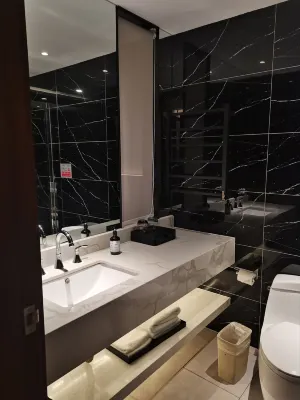 Nanning Jinshuiwan International Hotel ( Nanhu Park Macun Subway Station) Номера Photos