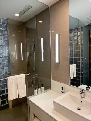 Holiday Inn Express Luoyang City Center Kamar Photos