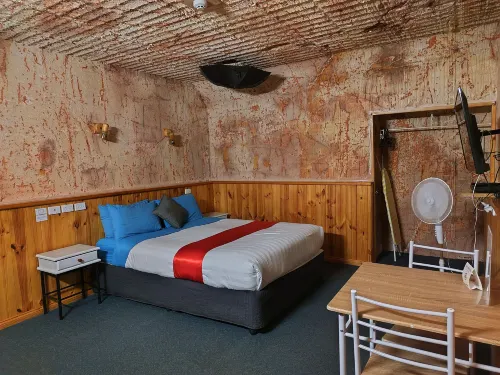 Comfort Inn Coober Pedy Experience Rooms Photos