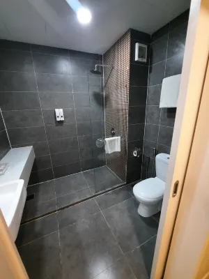 Qliq Damansara Petaling Jaya Kuala Lumpur Chambres Photos