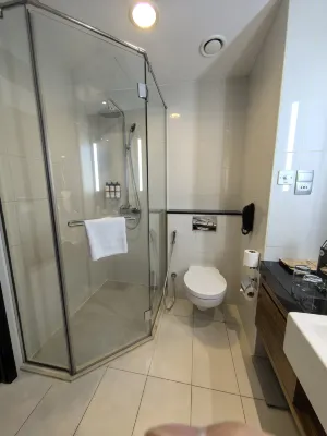 Pullman Dubai Jumeirah Lakes Towers - Hotel & Residence Zimmer Photos