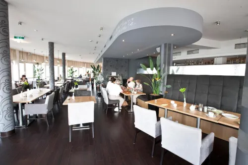 Hotel Rheinpark Rees Restauration Photos