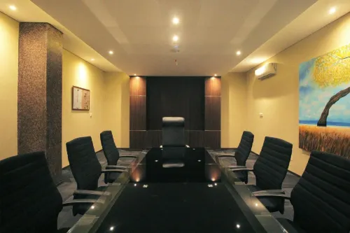 EASTERN HOTEL BOJONEGORO Fasilitas Bisnis Photos
