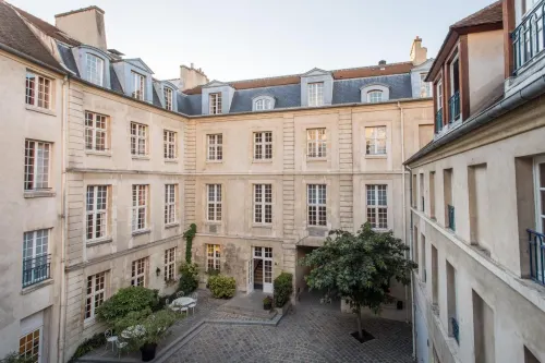 Auberge de jeunesse Fourcy - MIJE Marais Extérieur Photos