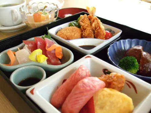Hotel Tenzankaku Kaiyutei Mahlzeiten Photos