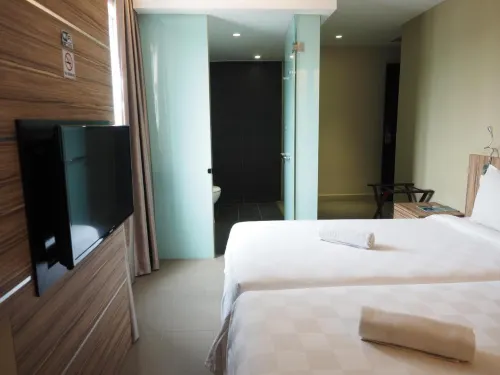 Mornington Hotel Medan Ipoh Zimmer Photos