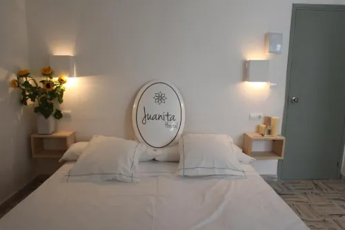 Hostal Juanita Photos