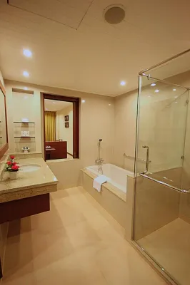 The Heritage Pattaya Beach Resort Zimmer Photos