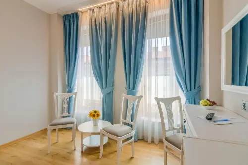 New Era Hotel Old Town Bucharest Parking with Fee Nearby Photos