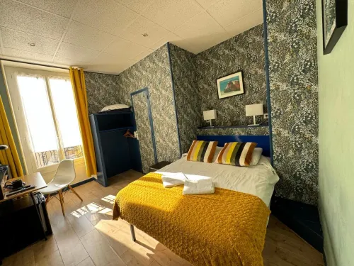 Hotel des Dames Photos