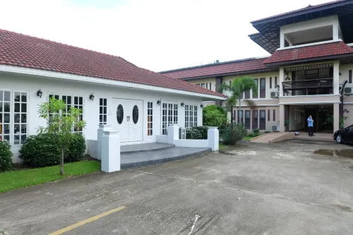 Royal Princess City Lamphun Hotel Extérieur Photos