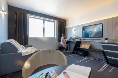 Nemea Appart Hotel Concorde Toulouse Gare Matabiau Rooms Photos
