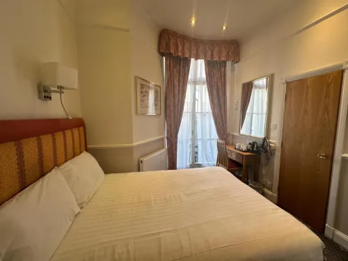 Hyde Park Radnor Hotel B&B Zimmer Photos