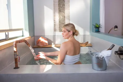 Azure Palm Hot Springs Leisure & Recreation Photos