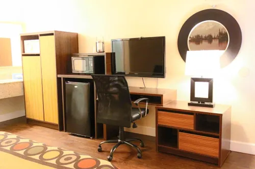 Super 8 by Wyndham Orlando International Drive Photos