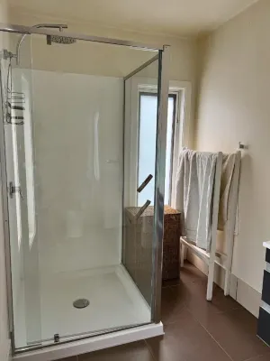 Bruny Island Escapes and Hotel Bruny Rooms Photos