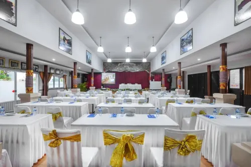 Dewi Sinta Hotel and Restaurant Business Photos