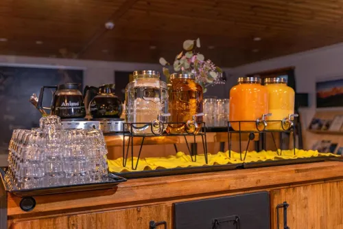 Eiger Lodge Chic Restauration Photos