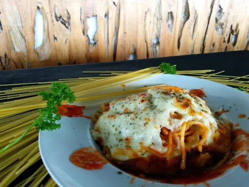Pollos Hotel & Gallery Rembang Makanan Photos