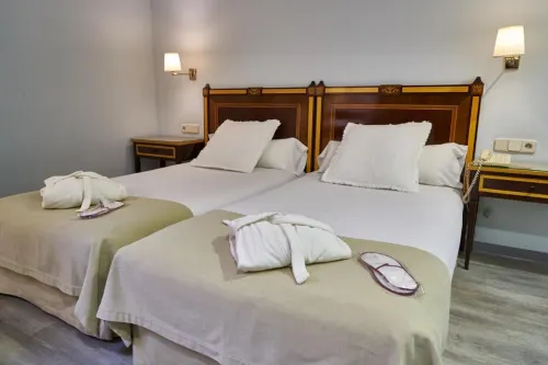 Hotel Don Curro Photos