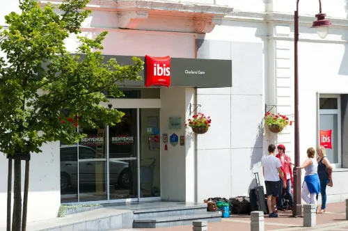 Ibis Charleroi Centre Gare Extérieur Photos