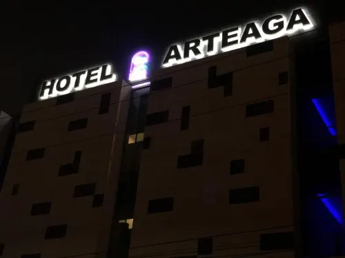 Hotel Plaza Arteaga Extérieur Photos