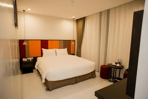 Max Boutique Hotel Photos