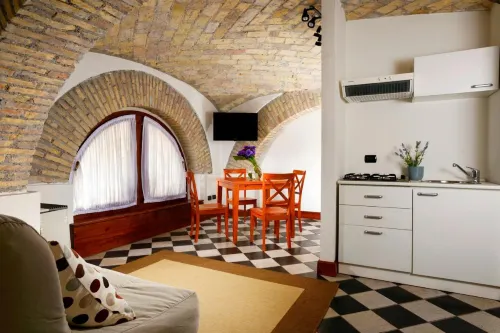 Roma Resort Termini Rooms Photos