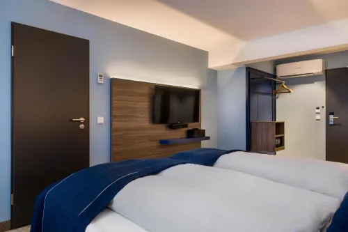 Holiday Inn - the niu, Welly Kiel Rooms Photos