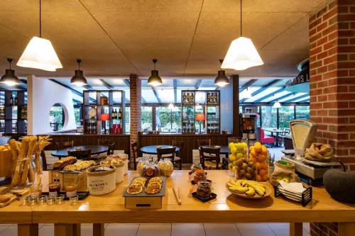 ibis Styles Parc des Expositions de Villepinte Dining Photos
