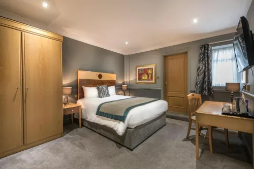 The Swan Hotel, Stafford, Staffordshire Photos