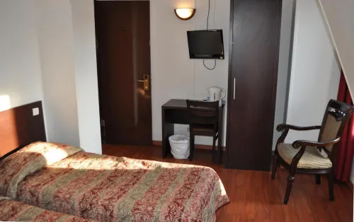 Hipotel Paris Printania Maraîchers. Chambres Photos