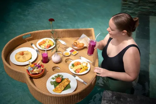 Prabhu Ubud Villa Dining Photos
