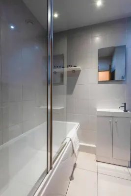 Base Serviced Apartments - City Road Rooms Photos