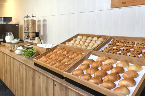 WASHINGTON R&B Hotel Umeda-Higashi Dining Photos