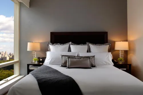 Trump International Hotel & Tower® New York Rooms Photos