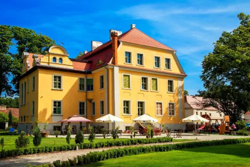 Pałac Wiechlice - Hotel, Restaurant, Spa À ne pas manquer Photos