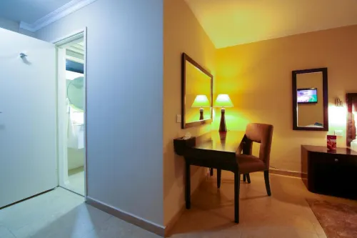 Best Western Plus Accra Beach Hotel Photos