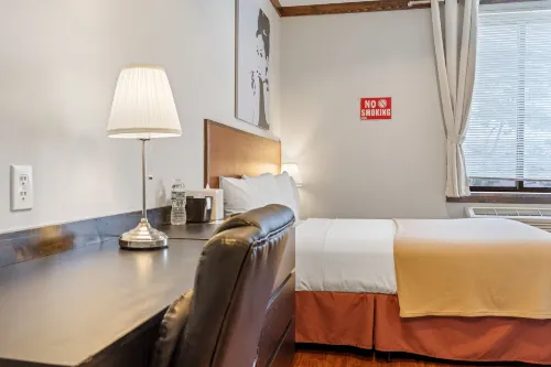 LIC Hotel Rooms Photos