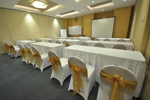 Gtv Hotel Fasilitas Bisnis Photos