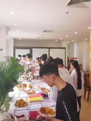 Khách sạn Long Anh Ăn uống Photos